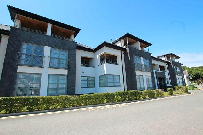 4 Bedroom Town House For Sale In The Quay, , Red Wharf Bay, Pentraeth, Gwynedd, LL75