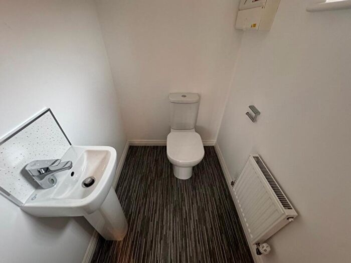 2 Bedroom End Of Terrace House To Rent In Mulberry Lane, Hull, East Yorkshire, HU4