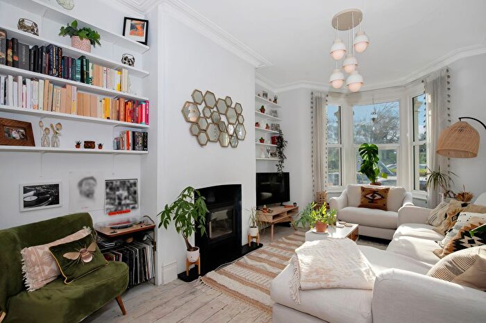 2 Bedroom Terraced House For Sale In Lyndale Road, Bristol, BS5