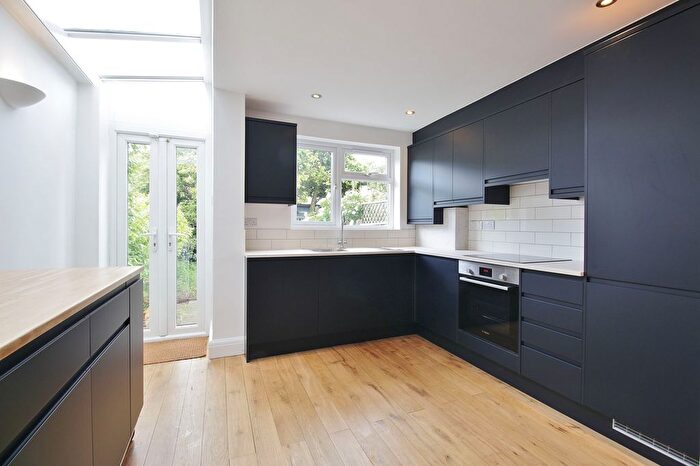 3 Bedroom Terraced House To Rent In Linkfield Road, Isleworth, TW7