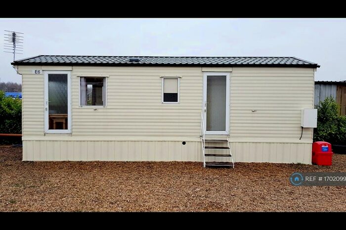 2 Bedroom Flat To Rent In Greetham Inn Lane, Greetham, Oakham, LE15