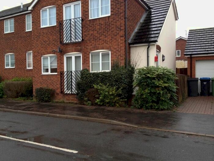 2 Bedroom Flat To Rent In Barnes Close, Kibworth, Leicester, LE8