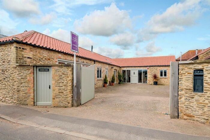 4 Bedroom Barn Conversion For Sale In Church Hill, Spridlington, Market Rasen, LN8