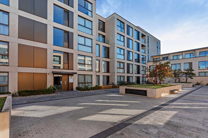 2 Bedroom Apartment To Rent In Parkside Place, Parkside, Cambridge, CB1