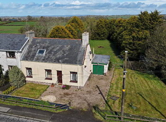 3 Bedroom Semi-detached Chalet Bungalows For Sale In Banbridge Road, Craigavon, BT66