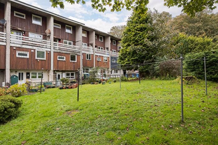 3 Bedroom Maisonette For Sale In West King Street, Helensburgh, Argyll And Bute, G84
