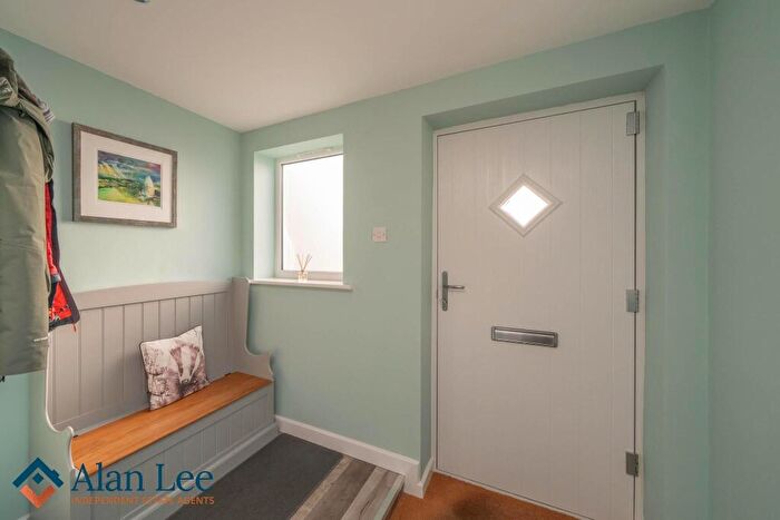 4 Bedroom Detached House For Sale In Badger Road, Tytherington, SK10