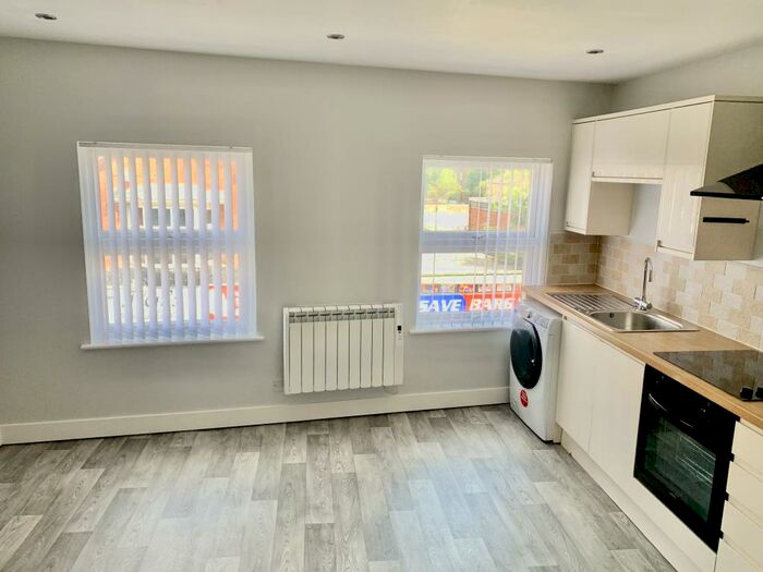 1 Bedroom Apartment To Rent In Picton Road, L15