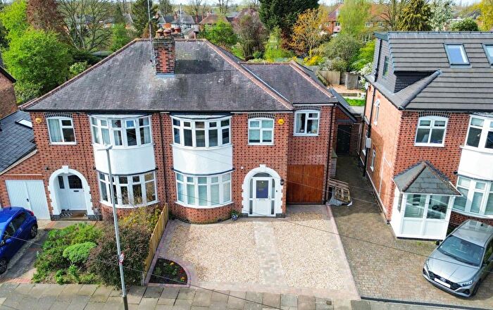 5 Bedroom Semi Detached House For Sale In Wyndale Road, Knighton, Leicester, LE2