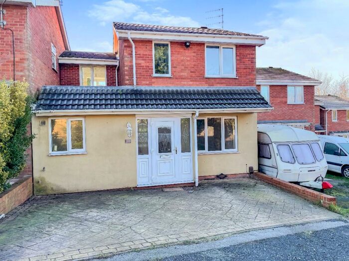 3 Bedroom Detached House To Rent In North View Drive, Brierley Hill, DY5