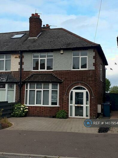 3 Bedroom Semi-Detached House To Rent In Abbey Road, West Bridgford, Nottingham, NG2