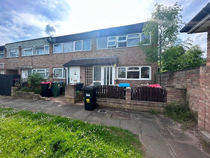 3 Bedroom House To Rent In Bletchley, MK3