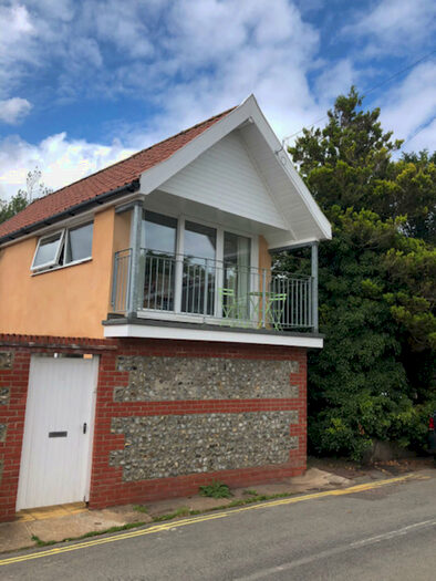 2 Bedroom Link Detached House To Rent In Scales Street, Bungay, NR35