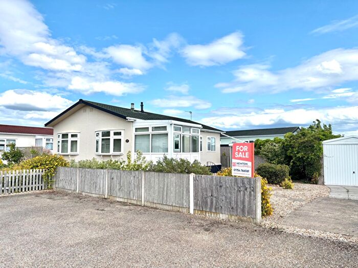 1 Bedroom Mobile/park Home For Sale In Kingfisher Drive, Skegness, PE25