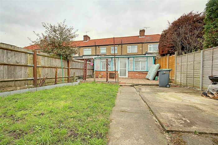 4 Bedroom Terraced House To Rent In Ashford Crescent, Enfield, EN3