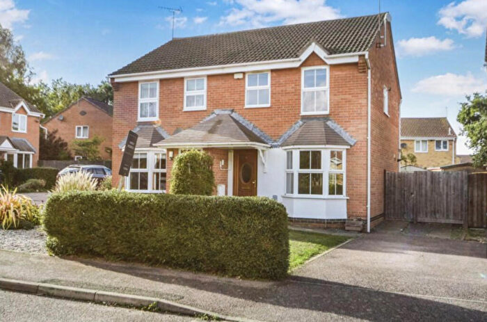 3 Bedroom Semi Detached House To Rent In Elter Water, Huntingdon, PE29