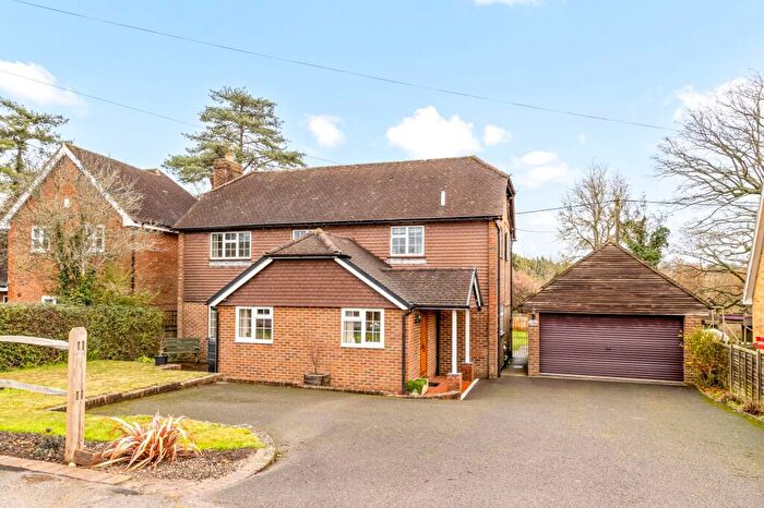 4 Bedroom Detached House For Sale In Furze View, Slinfold, RH13