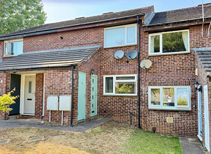 1 Bedroom Apartment For Sale In Cornmill Crescent, Alphington, EX2