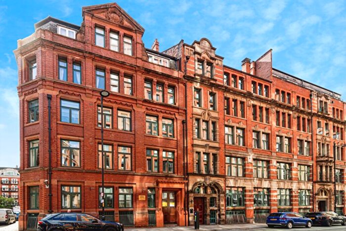 2 Bedroom Apartment To Rent In Whitworth Street, Manchester, Greater Manchester, M1