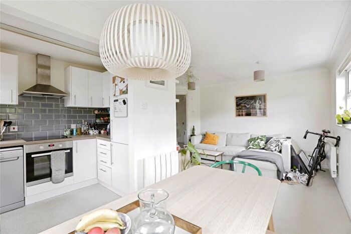 2 Bedroom Flat For Sale In Grenard Close, London, SE15