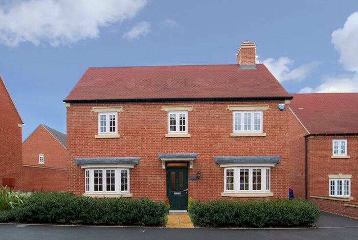 4 Bedroom Detached House For Sale In Portia Lane, Brackley, NN13