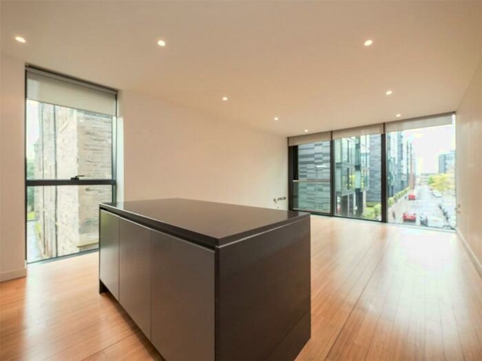 2 Bedroom Flat To Rent In Simpson Loan, Quartermile, Edinburgh, EH3