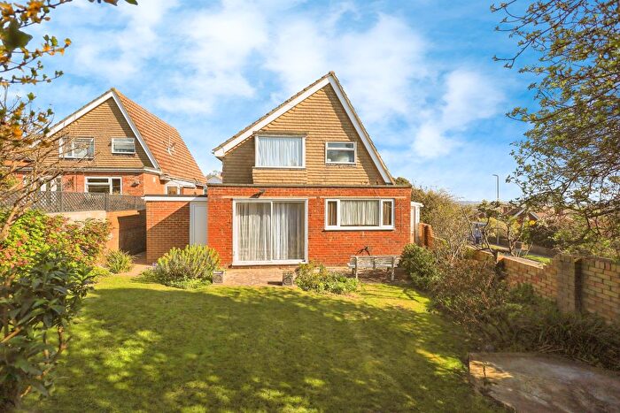 2 Bedroom Detached House For Sale In Rutland Close, Eastbourne, BN21