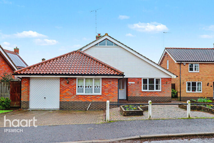 3 Bedroom Bungalow For Sale In The Fairways, Ipswich, IP4