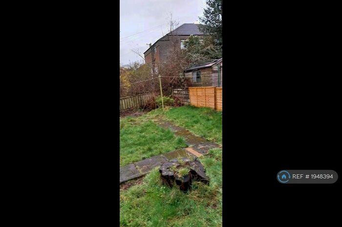 3 Bedroom Flat To Rent In Gifford Drive, Glasgow, G52
