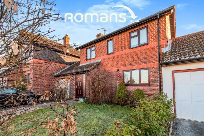 3 Bedroom Link Detached House To Rent In Campion Way, Kings Worthy, Winchester, SO23