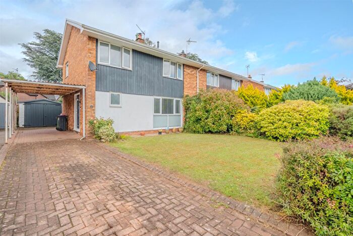 3 Bedroom Semi-Detached House For Sale In The Orchard, Ponthir, Newport, NP18