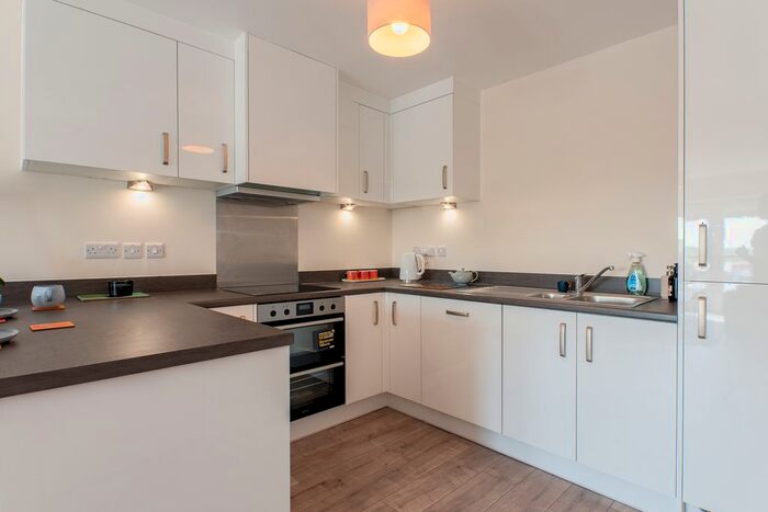 2 Bedroom Flat To Rent In Hunslet House, Station Quarter, Station Road, NN17