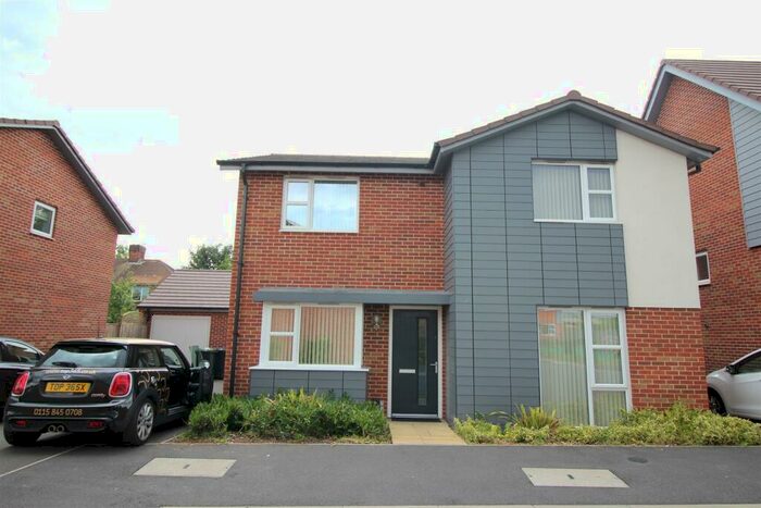 6 Bedroom Detached House To Rent In ** From £pppw Excluding Bills** Summer Crescent, Beeston, NG9