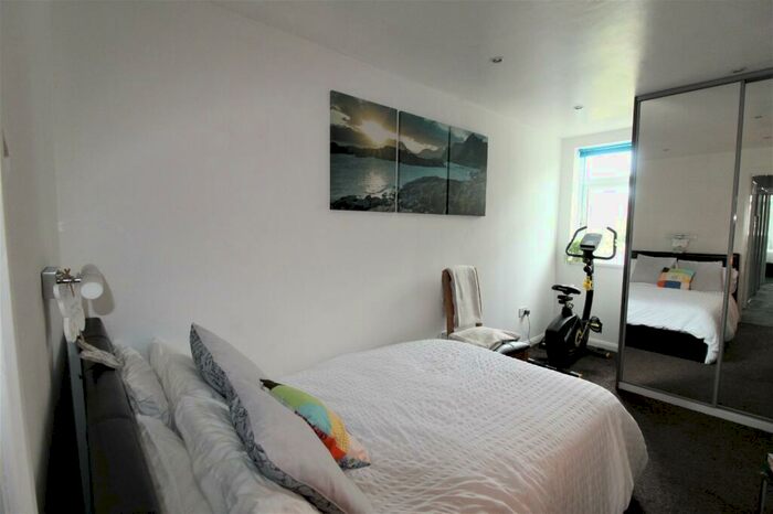 2 Bedroom End Of Terrace House For Sale In Church Road, Yardley, Birmingham, West Midlands, B25