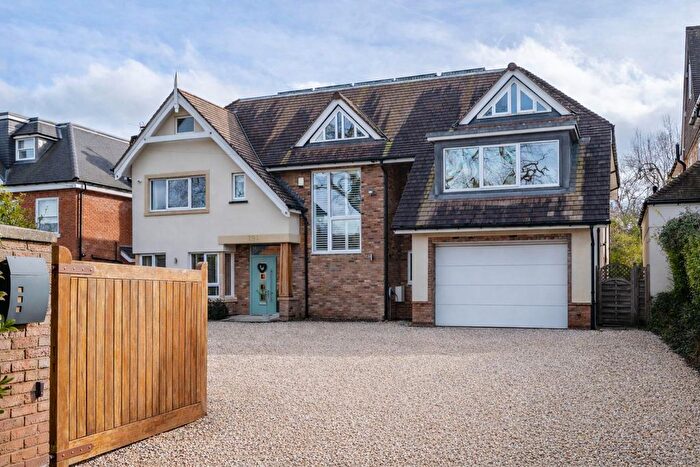 7 Bedroom Detached House For Sale In Whitefields Road, Solihull, B91