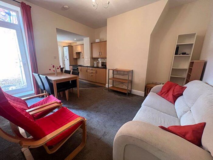 3 Bedroom Flat To Rent In Three Bed Student Property, Tavistock Road, Jesmond, NE2