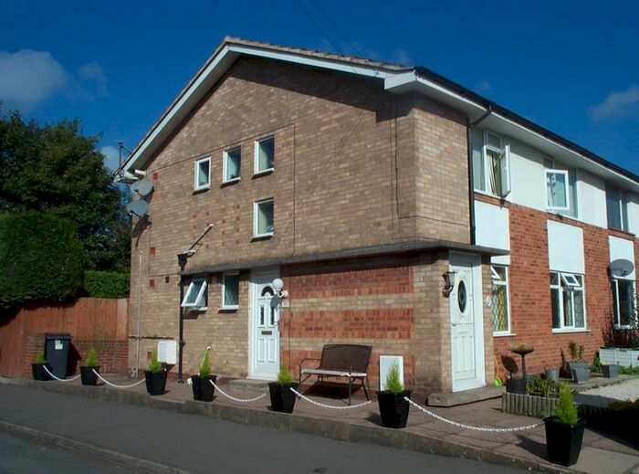 2 Bedroom Maisonette To Rent In Vesey Close, Water Orton, West Midlands, B46