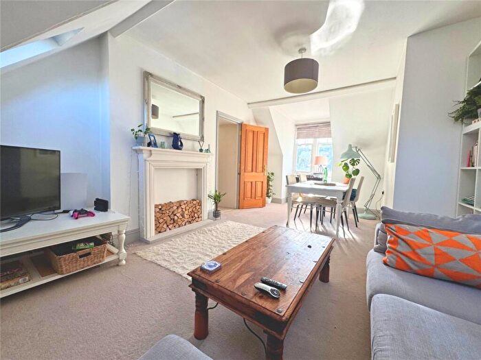 2 Bedroom Apartment For Sale In Chine View Mansions, McKinley Road, Bournemouth, Dorset, BH4