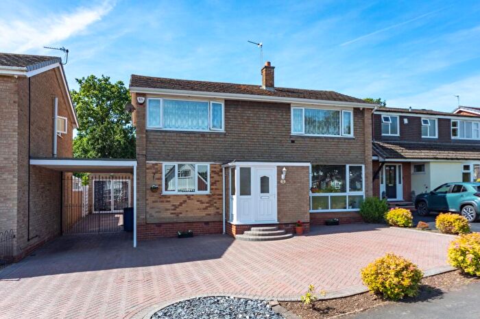 4 Bedroom Detached House For Sale In Leconfield Road, Loughborough, LE11