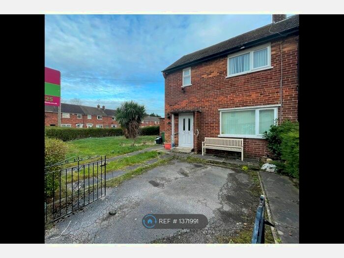 3 Bedroom End Of Terrace House To Rent In Stratford Road, Blacon, Chester, CH1
