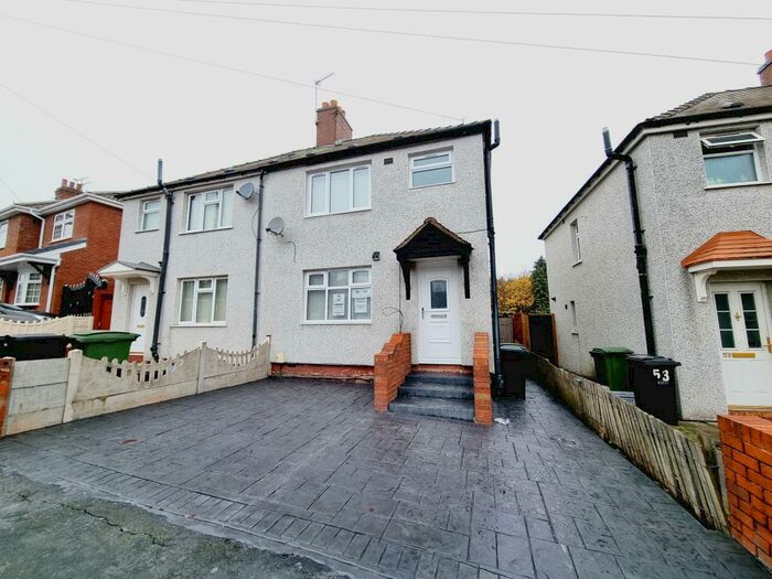 3 Bedroom House To Rent In Bunns Lane, Dudley, DY2