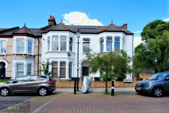 1 Bedroom Flat To Rent In Holmewood Road, Brixton, SW2