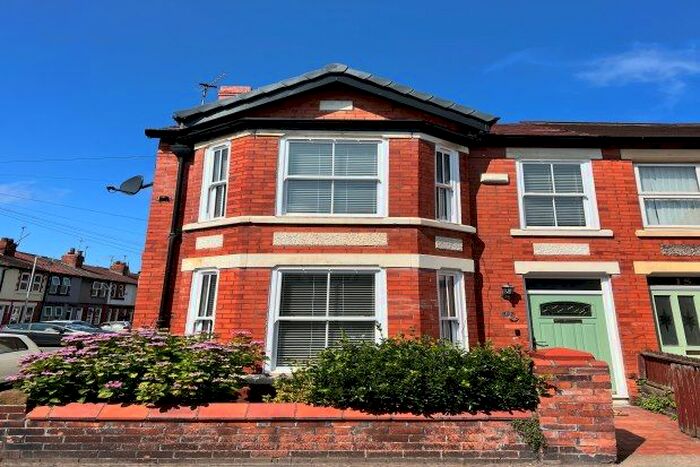 3 Bedroom End Of Terrace House To Rent In Orrysdale Road, Wirral, CH48