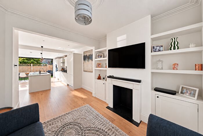 4 Bedroom Terraced House For Sale In Lewin Road, SW14