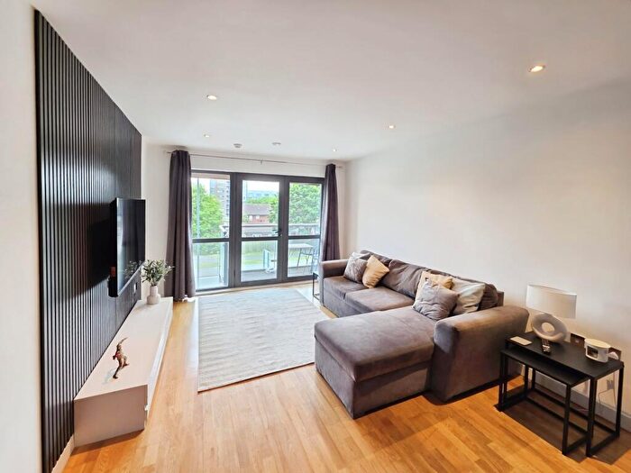 2 Bedroom Apartment To Rent In Leeds Street, Liverpool, Merseyside, L3