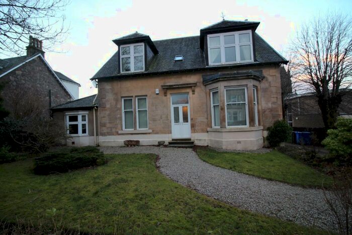3 Bedroom Flat To Rent In Bridge Of Weir Road, Kilmacolm, PA13