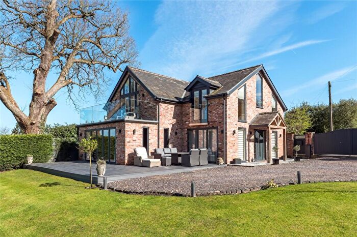 4 Bedroom Detached House For Sale In Mottram Road, Alderley Edge, Cheshire, SK9