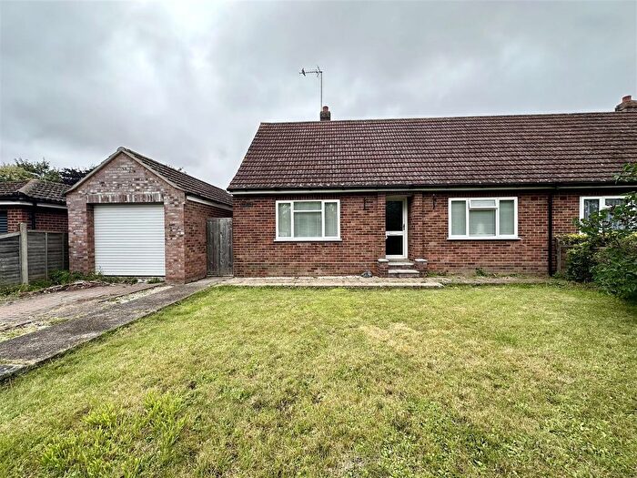 3 Bedroom Semi-Detached Bungalow To Rent In Spooners Lane, Ipswich, IP7