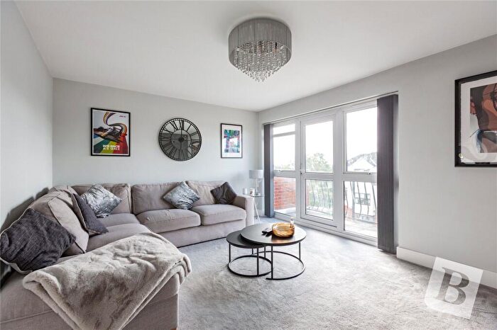 2 Bedroom Apartment For Sale In Abington Court, Hall Lane, Upminster, RM14