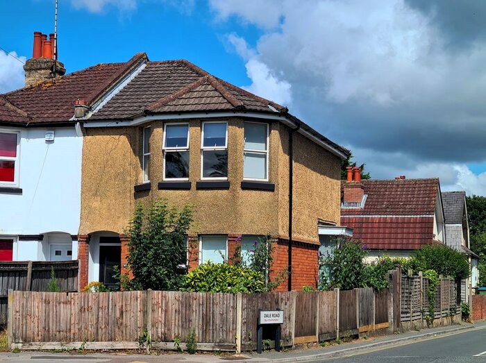 3 Bedroom Semi-Detached House To Rent In Winchester Road, Shirley, Southampton, SO16